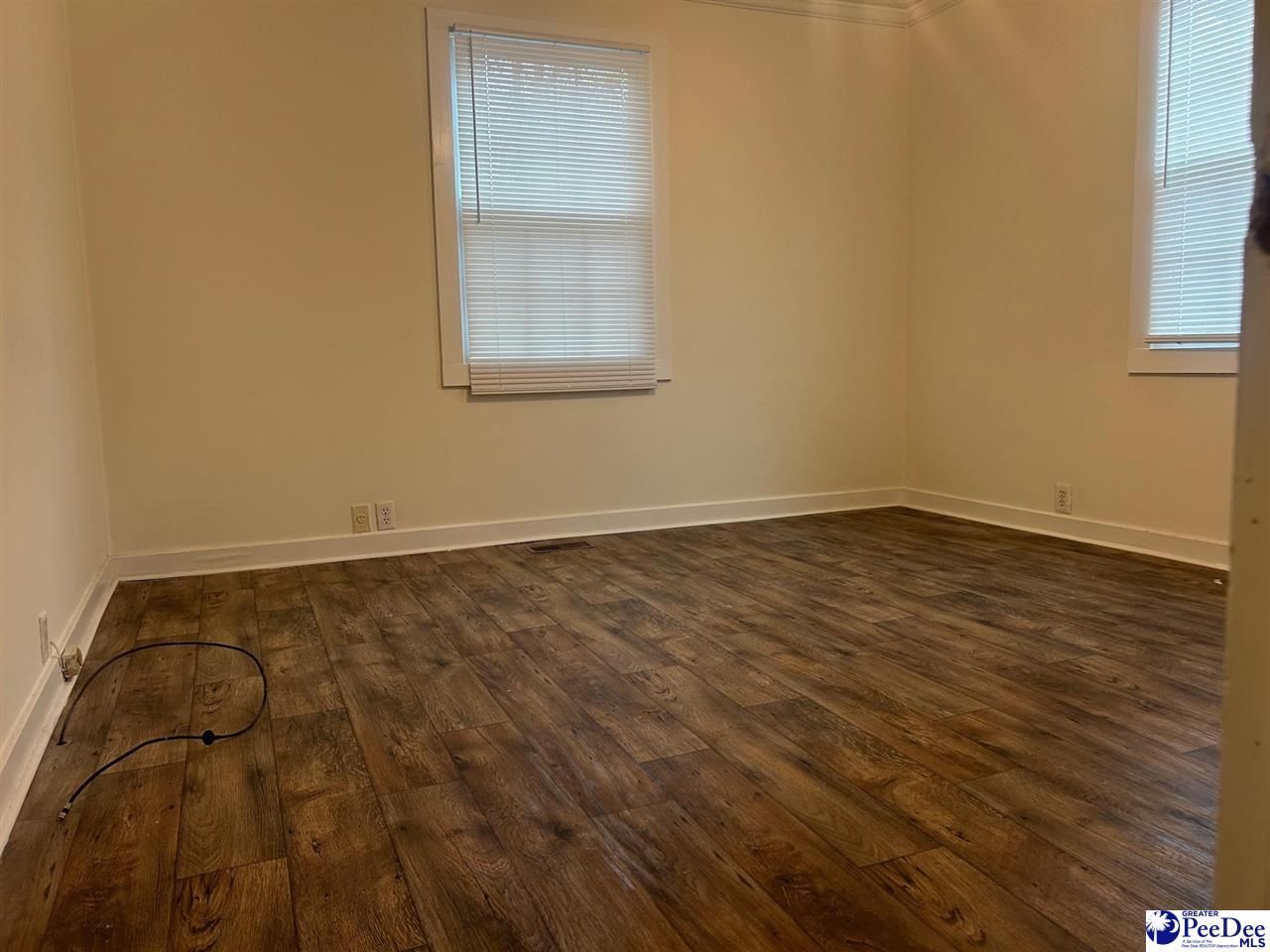 848 Lynwood Drive Photo 9