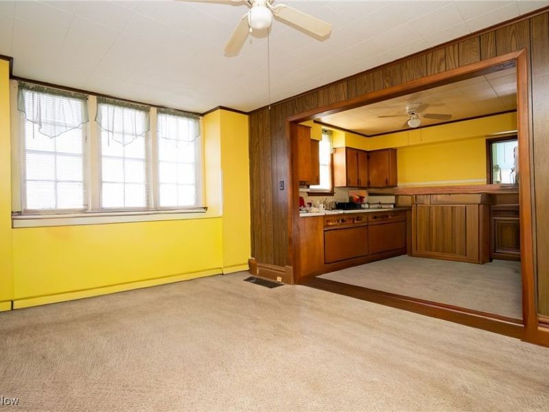 676 S Stateline Road, Masury, OH 44438 Photo 5