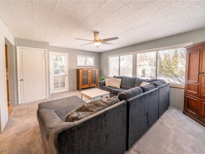 1208 Croyden Road, Lyndhurst, OH 44124 Photo 14