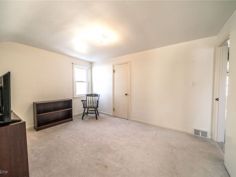 1208 Croyden Road, Lyndhurst, OH 44124 Photo 21