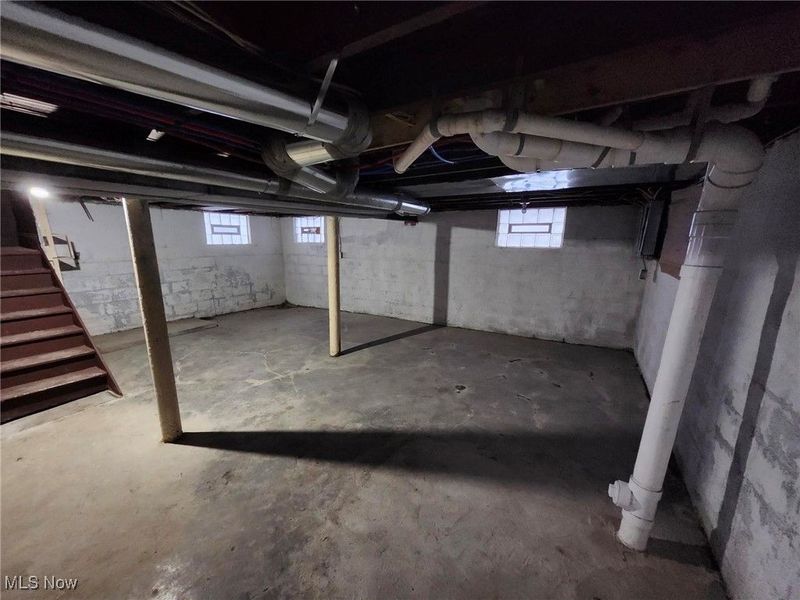 13322 Caine Avenue, Cleveland, OH 44105 Photo 25