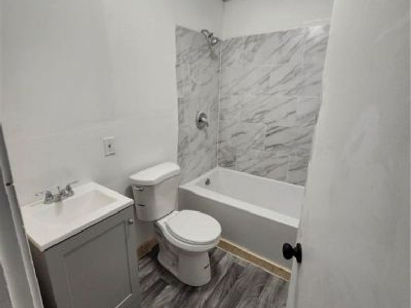 13322 Caine Avenue, Cleveland, OH 44105 Photo 9