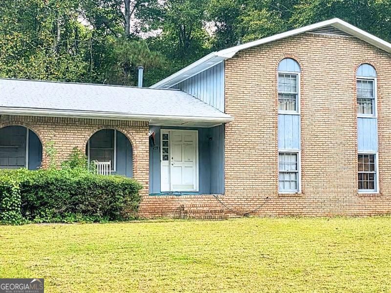 2587 Peyton Woods Trail, Atlanta, GA 30311 Main Photo