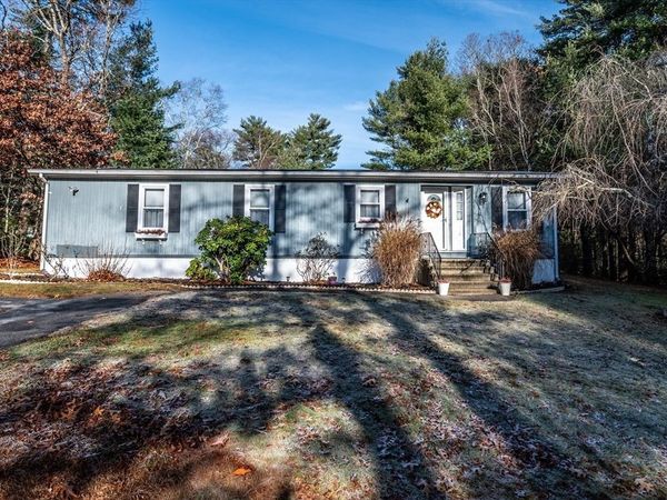 1 Oldfield Drive, Kingston, MA 02364