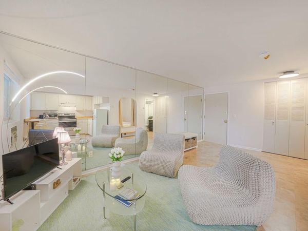 4379 Wilshire Boulevard, Unit 104, Mound, MN 55364