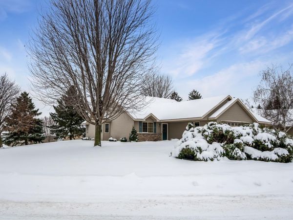 1004 Marcella Court, Sauk Rapids, MN 56379