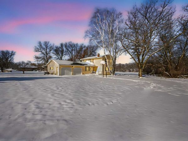 607 Sailor Street N, Blue Earth, MN 56013