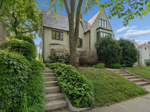 1721 Humboldt Avenue S, Minneapolis, MN 55403