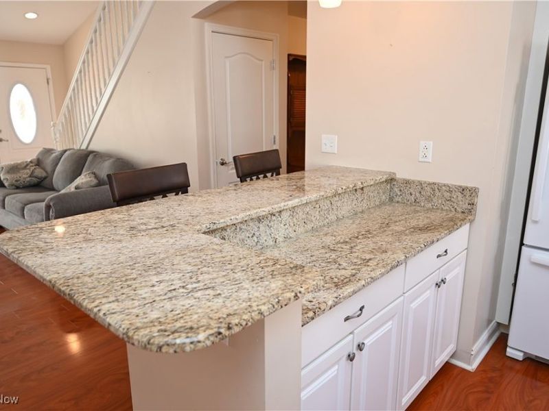 170 Sandy Court, Unit 7, New Middletown, OH 44442 Photo 10