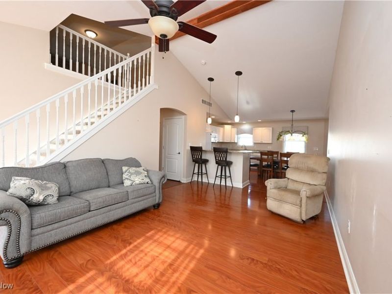 170 Sandy Court, Unit 7, New Middletown, OH 44442 Photo 12