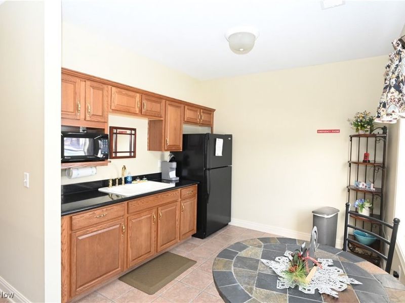 170 Sandy Court, Unit 7, New Middletown, OH 44442 Photo 30