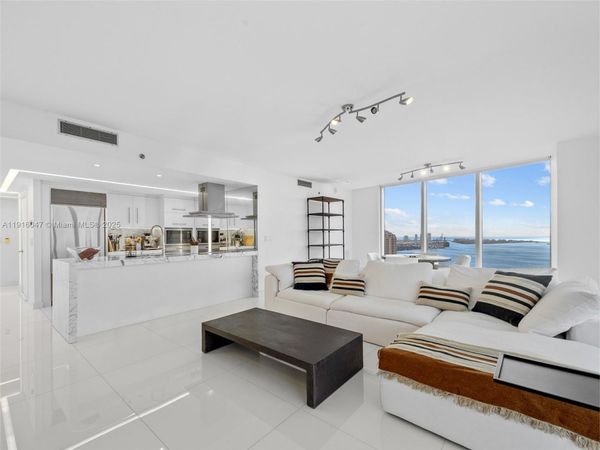 495 Brickell Ave, Unit 3801, Miami, FL 33131