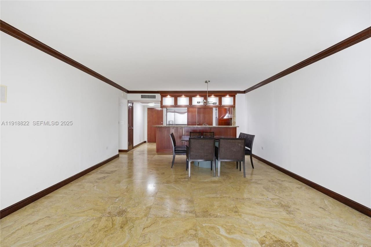 5555 Collins Ave, Unit 12N, Miami Beach, FL 33140 Photo