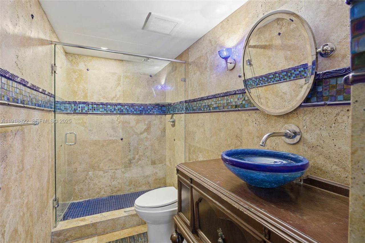 5555 Collins Ave, Unit 12N, Miami Beach, FL 33140 Photo