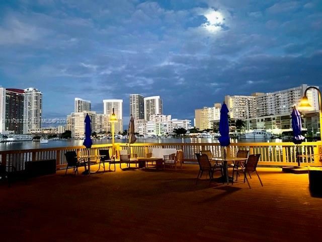 400 Golden Isles Dr, Unit 6, Hallandale Beach, FL 33009 Photo