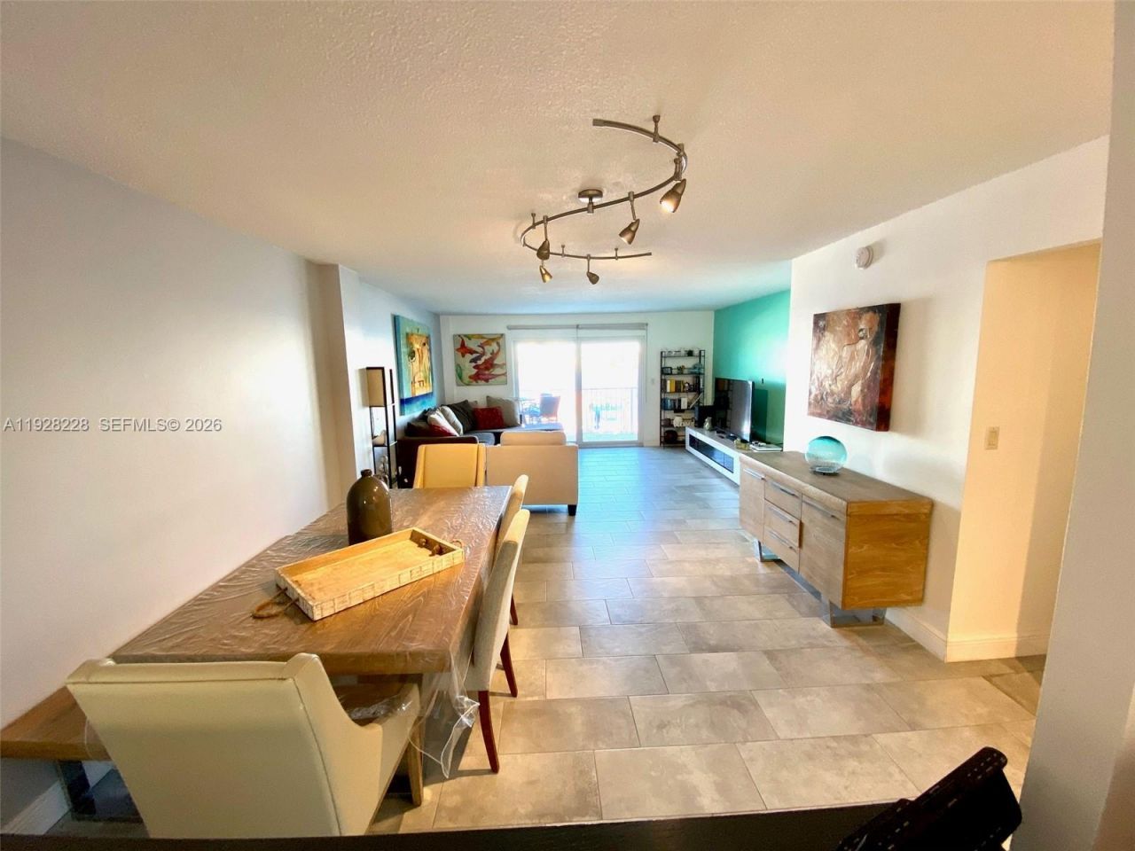 400 Golden Isles Dr, Unit 6, Hallandale Beach, FL 33009 Photo