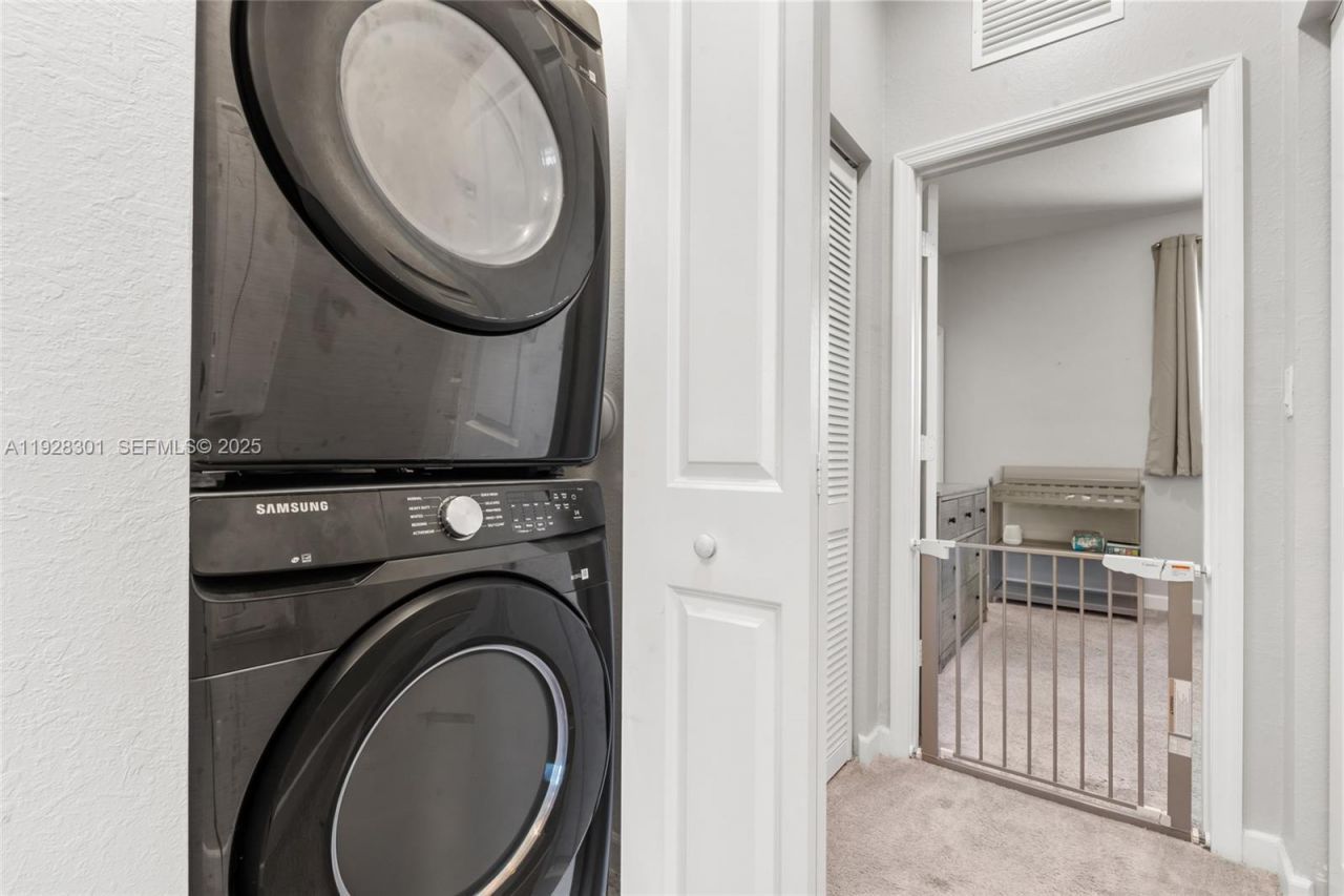 9917 SW 228th Terr, Miami, FL 33190 Photo