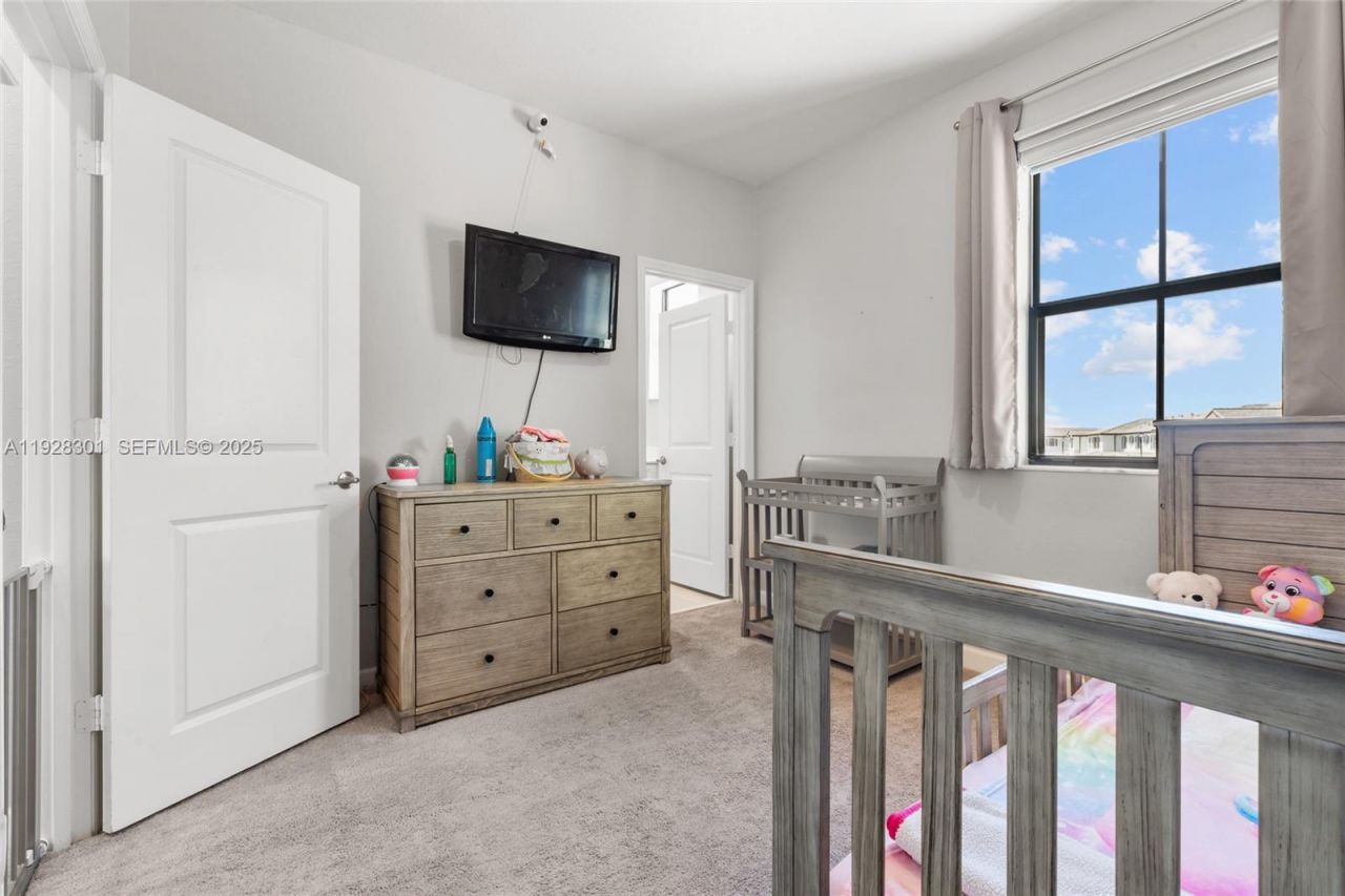 9917 SW 228th Terr, Miami, FL 33190 Photo