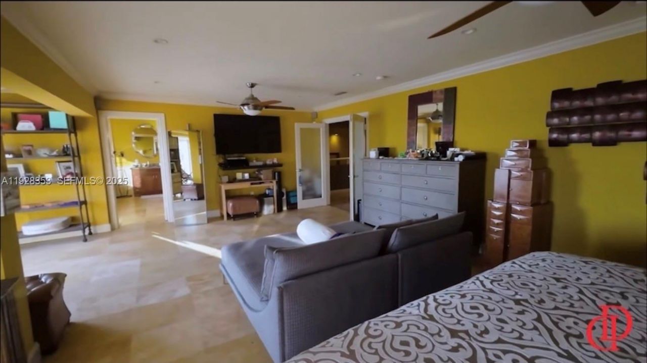 1500 S Treasure Dr, North Bay Village, FL 33141 Photo