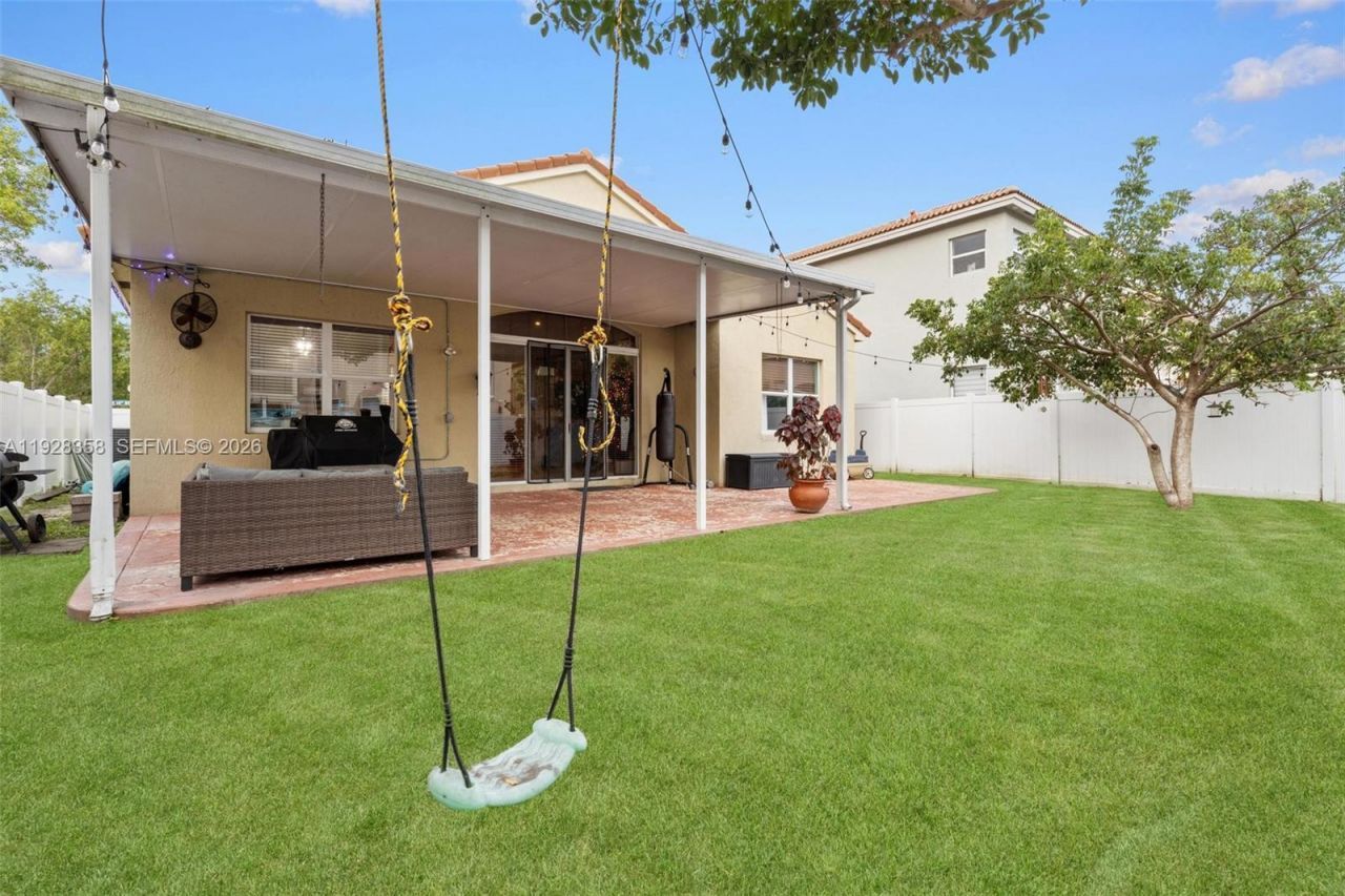 3712 NE 16th St, Homestead, FL 33033 Photo