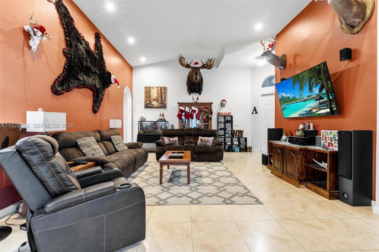 3712 NE 16th St, Homestead, FL 33033 Photo