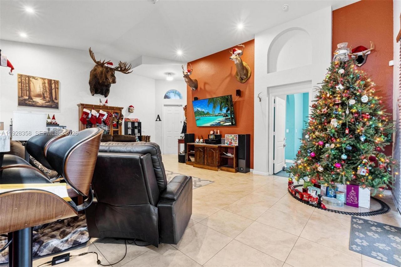 3712 NE 16th St, Homestead, FL 33033 Photo