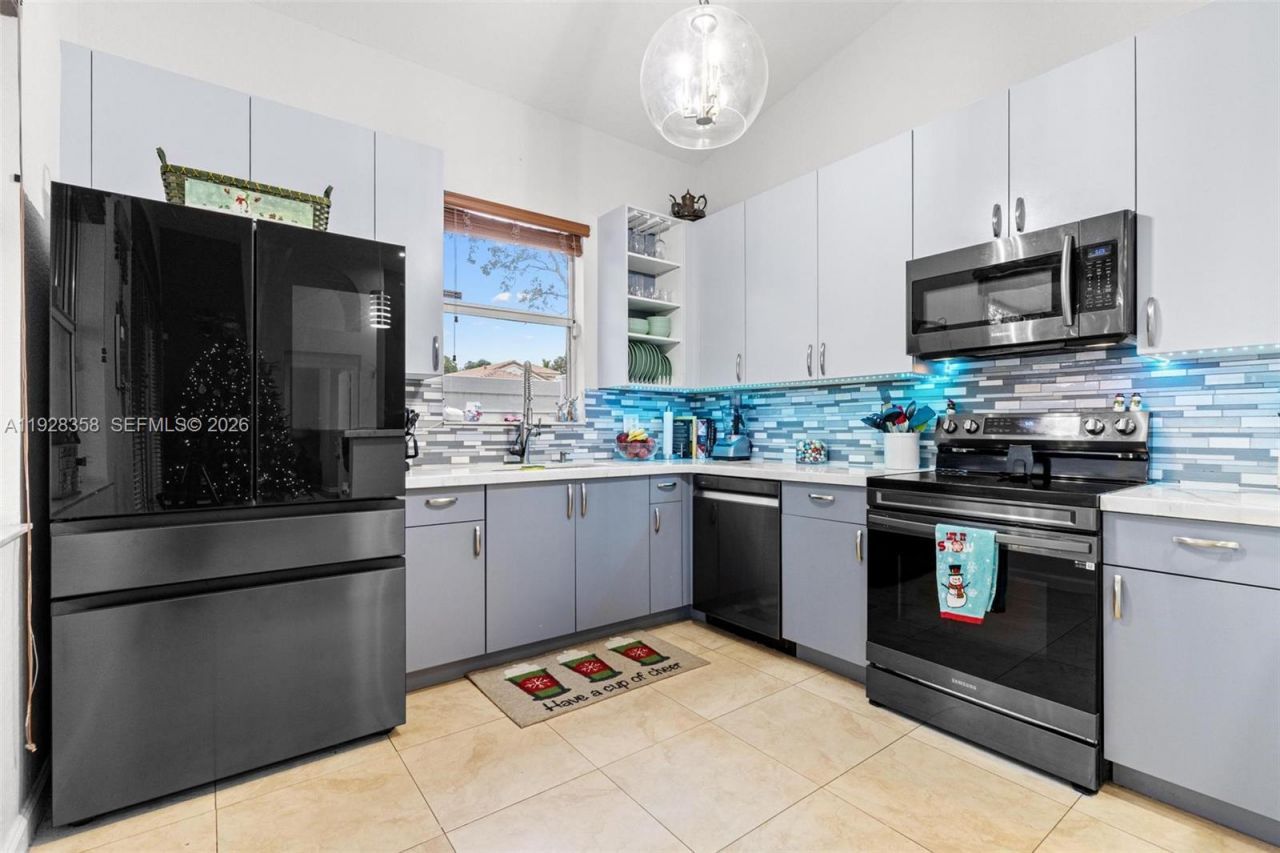 3712 NE 16th St, Homestead, FL 33033 Photo