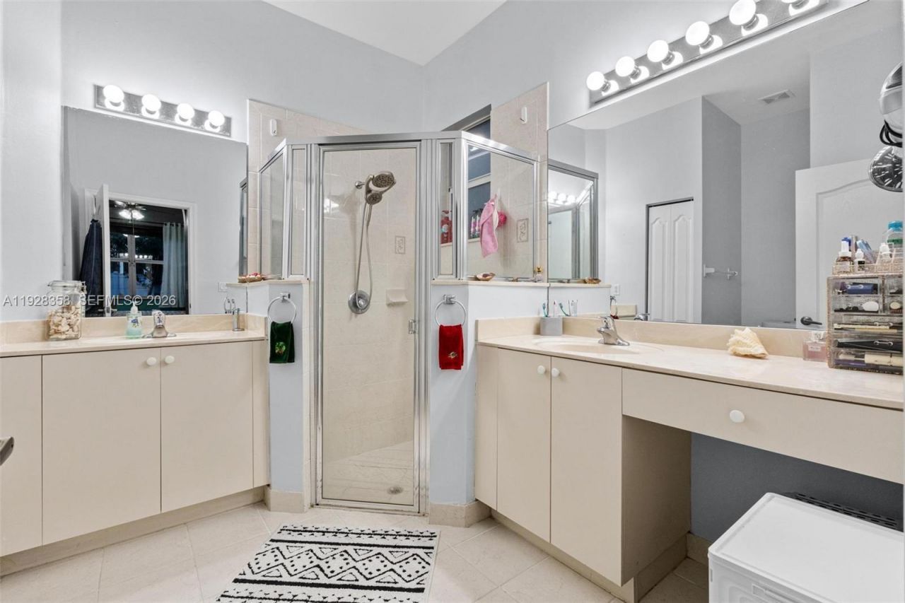 3712 NE 16th St, Homestead, FL 33033 Photo