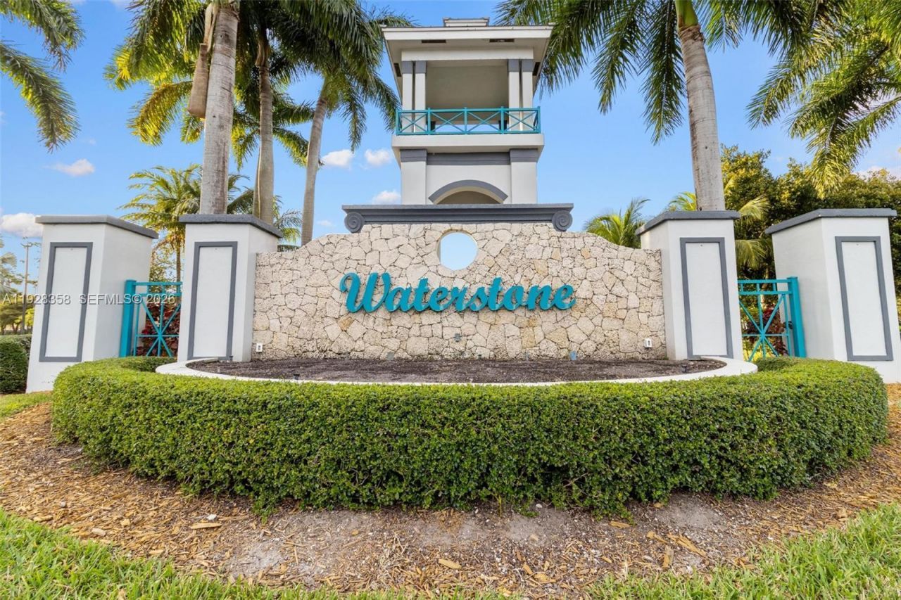 3712 NE 16th St, Homestead, FL 33033 Photo