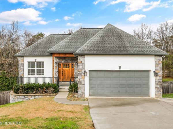 5600 Barineau Lane, Knoxville, TN 37920