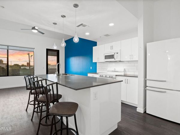 1130 N 2nd Street, Unit 210, Phoenix, AZ 85004