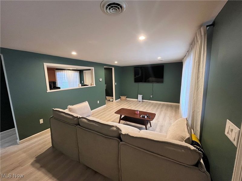 6285 Virginia Road, Nashport, OH 43830 Photo 4