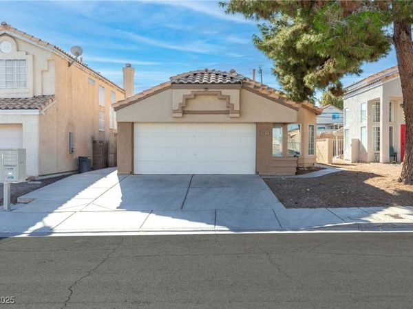 917 Celebration Drive, Las Vegas, NV 89123
