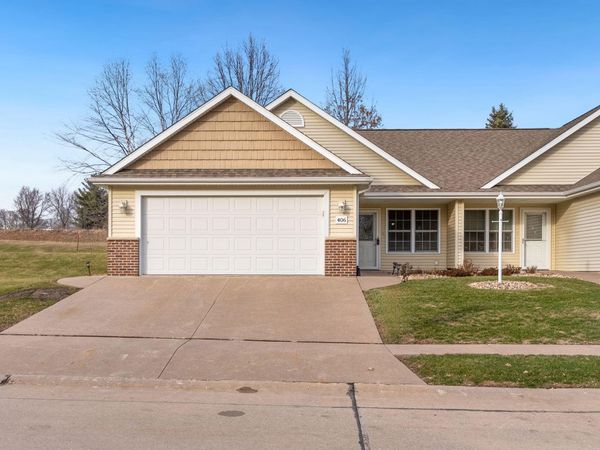 406 ASPEN TRL, Muscatine, IA 52761