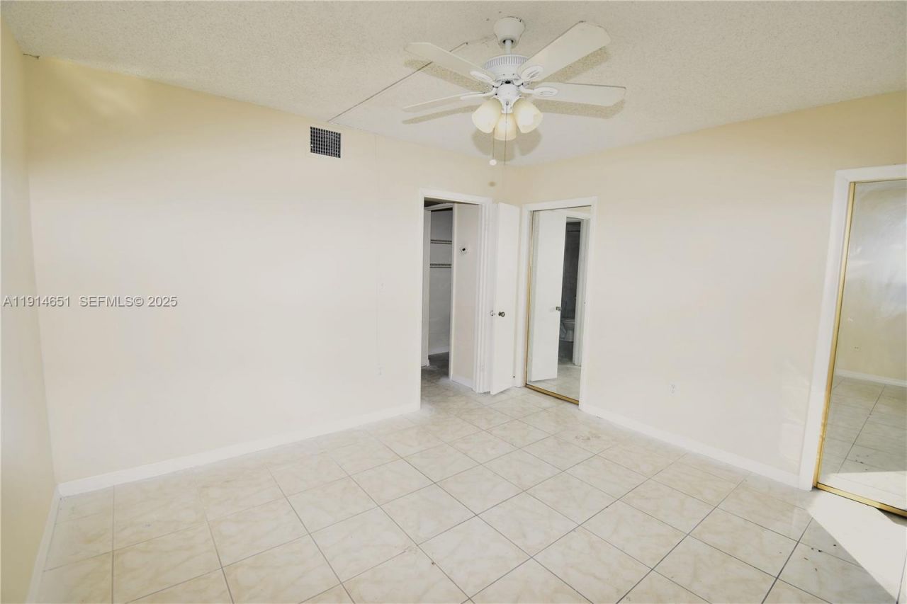 130 NE 202nd Ter, Unit S21, Miami Gardens, FL 33179 Photo