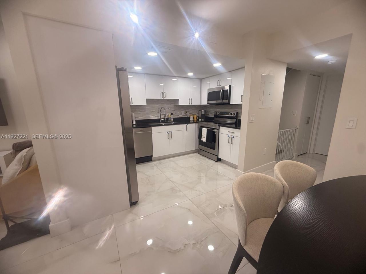 6864 NW 166th Ter, Unit 903, Miami Lakes, FL 33014 Photo