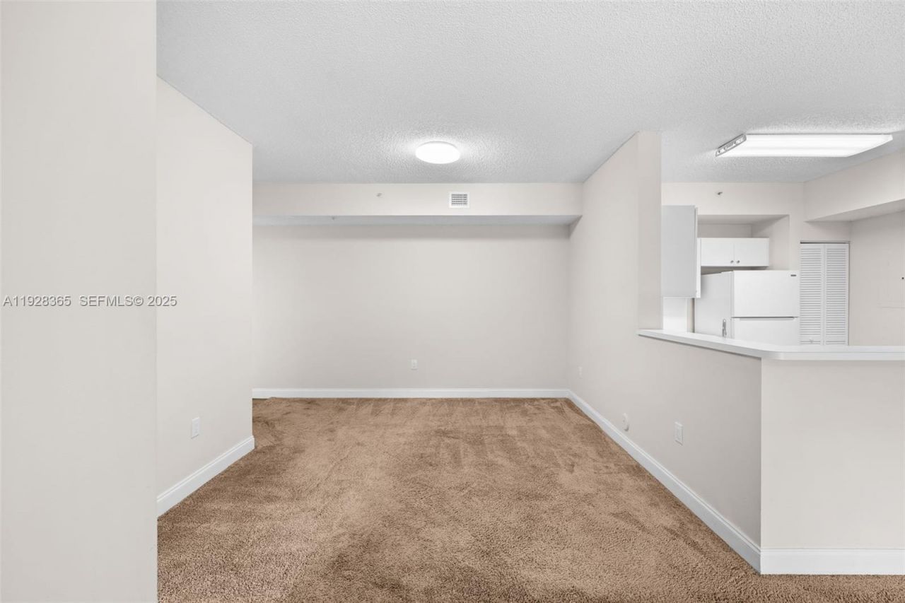 6976 SW 39th St, Unit G102, Davie, FL 33314 Photo
