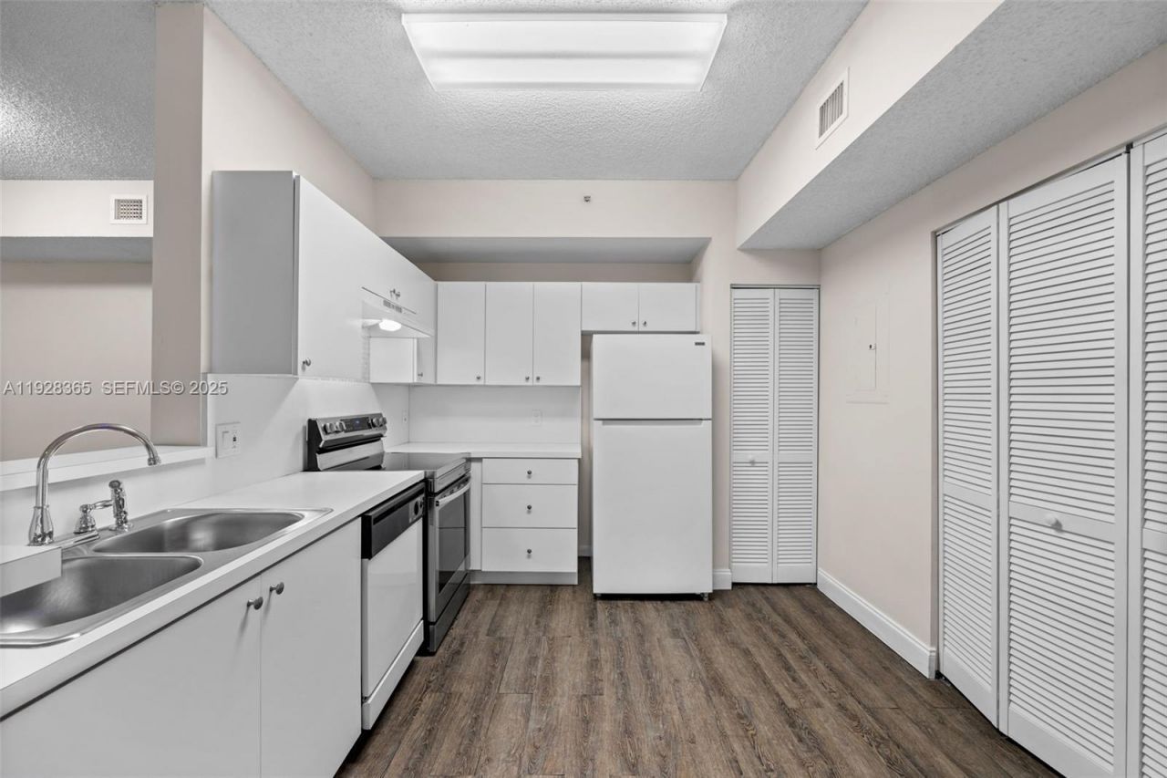 6976 SW 39th St, Unit G102, Davie, FL 33314 Photo