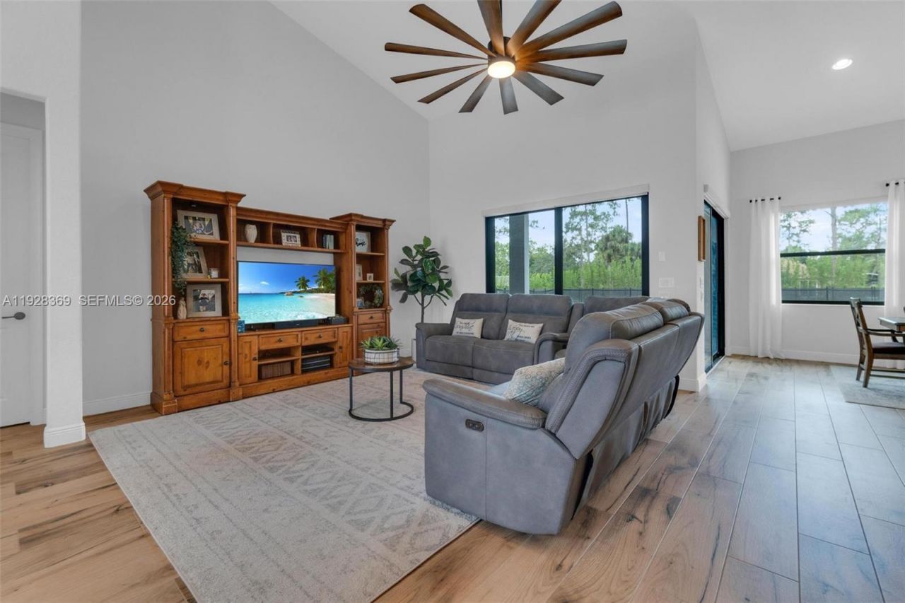 17924 N 68th St N, Loxahatchee, FL 33470 Photo