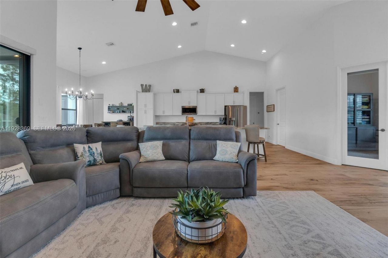 17924 N 68th St N, Loxahatchee, FL 33470 Photo