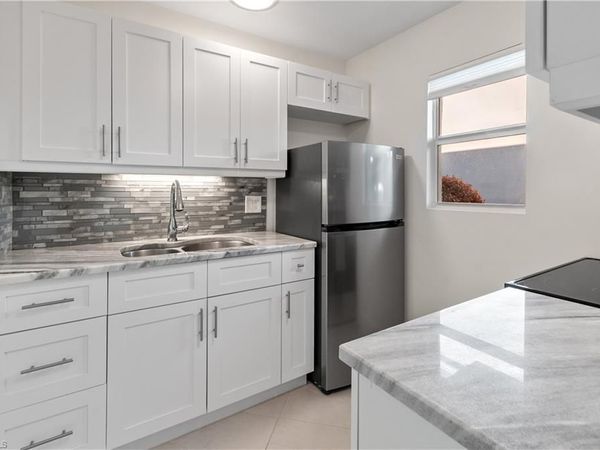 641 12th AVE S, Unit 641, NAPLES, FL 34102