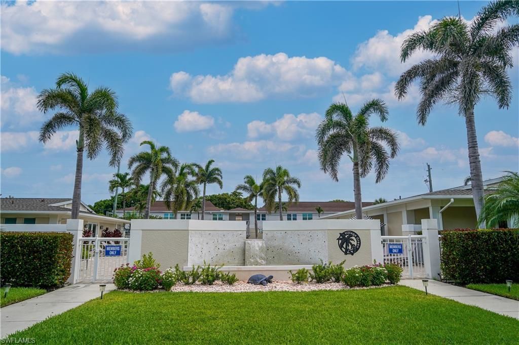 641 12th Ave S, Unit 641, Naples, FL 34102 Photo