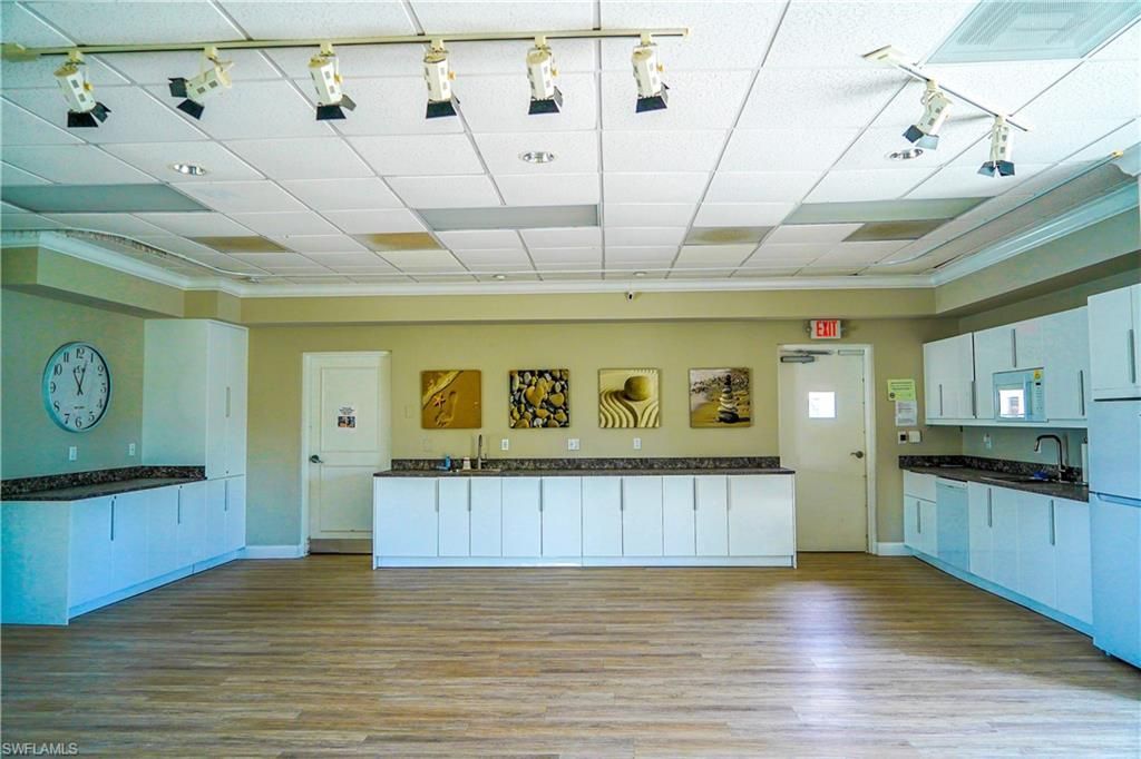 641 12th Ave S, Unit 641, Naples, FL 34102 Photo