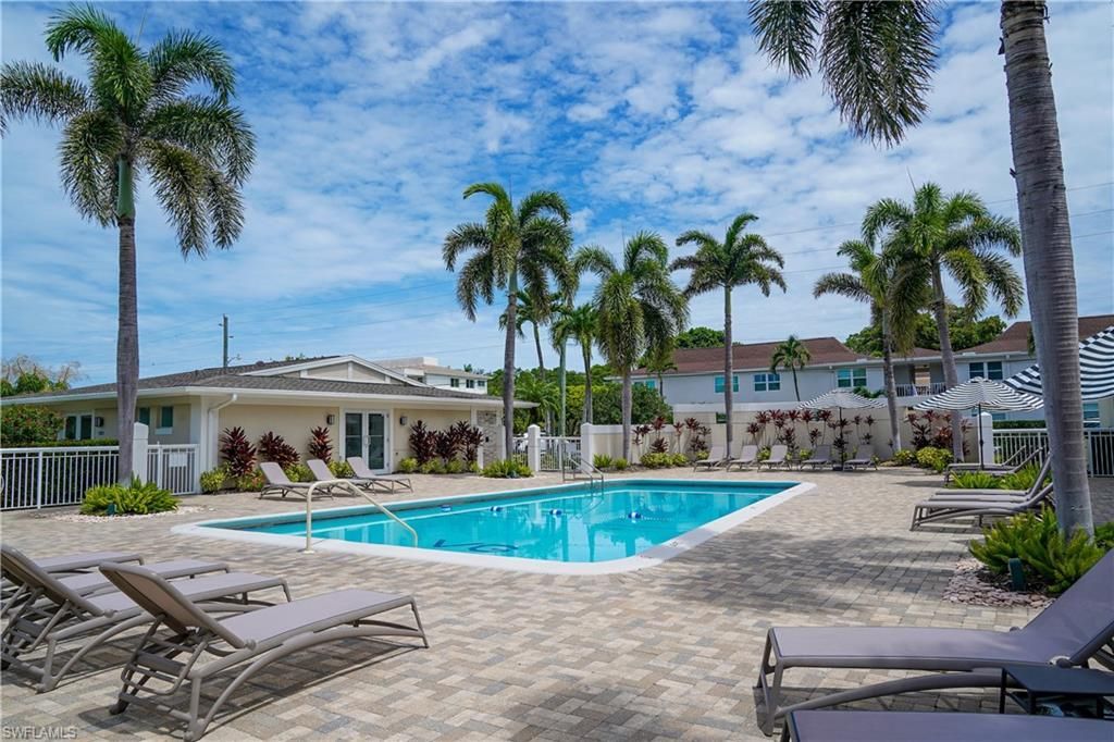 641 12th Ave S, Unit 641, Naples, FL 34102 Photo