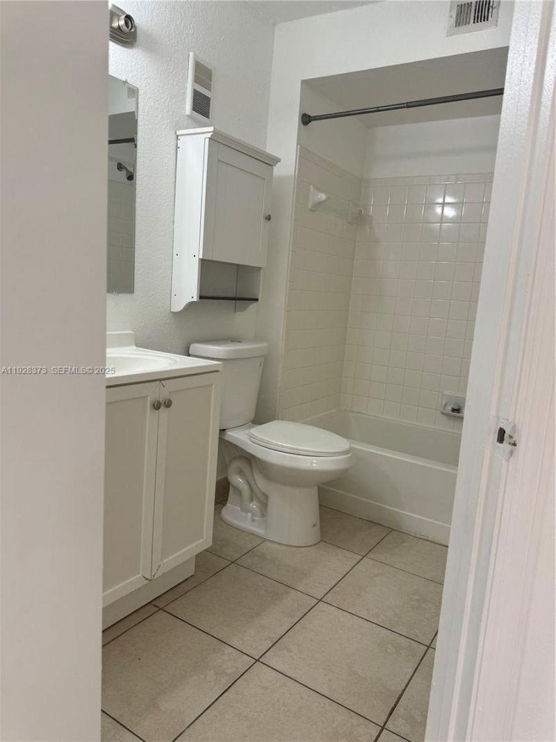 12620 Vista Isles Dr, Unit 1022, Sunrise, FL 33325 Photo