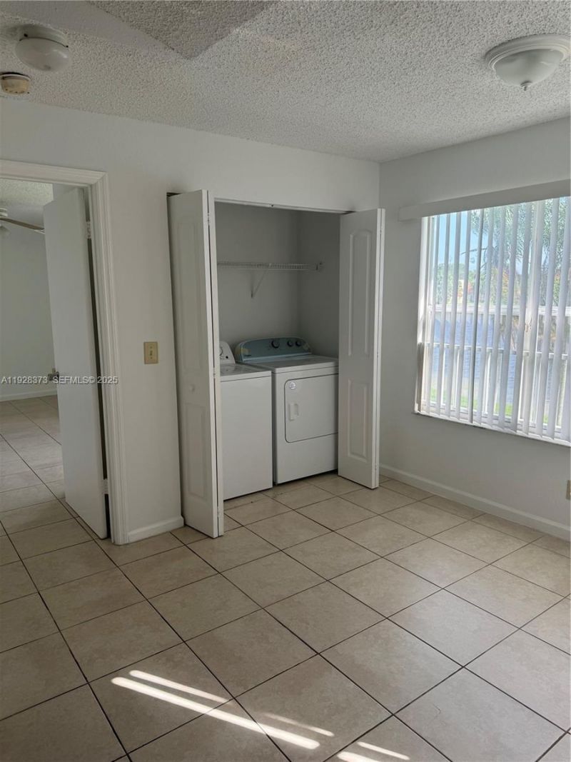 12620 Vista Isles Dr, Unit 1022, Sunrise, FL 33325 Photo