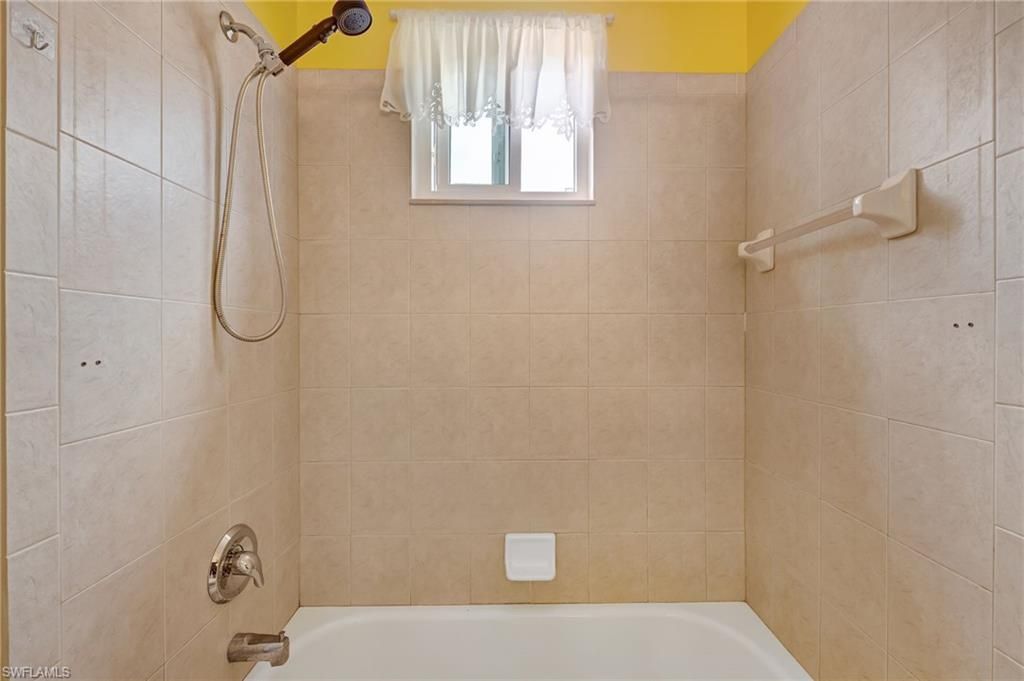 2549 Deerfield Lake Ct, Cape Coral, FL 33909 Photo