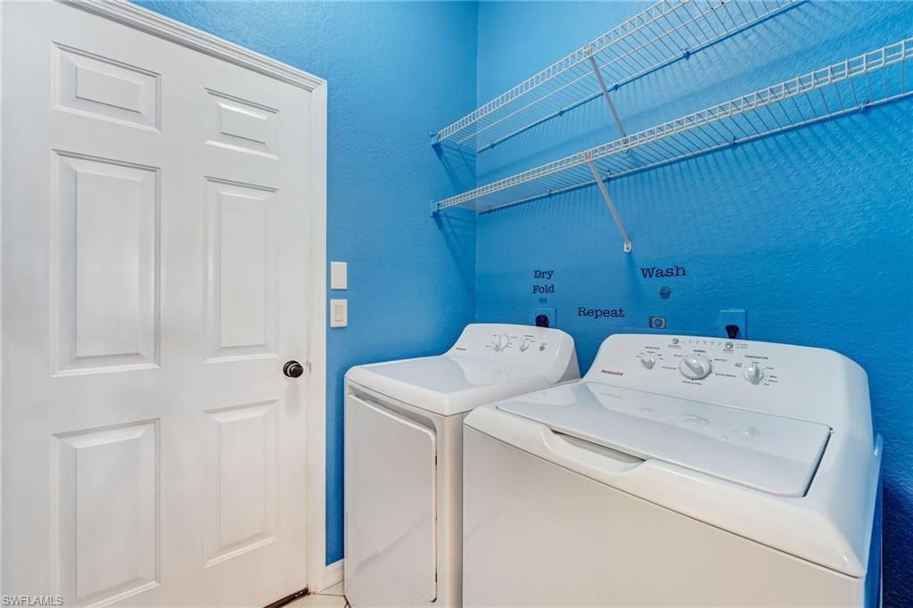 2549 Deerfield Lake Ct, Cape Coral, FL 33909 Photo