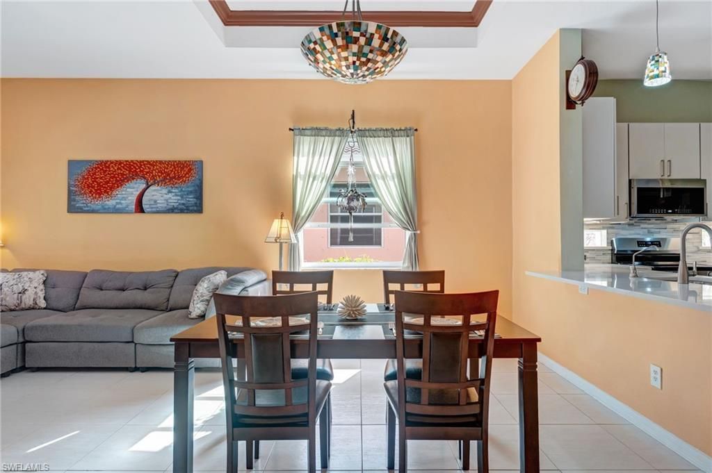 2549 Deerfield Lake Ct, Cape Coral, FL 33909 Photo