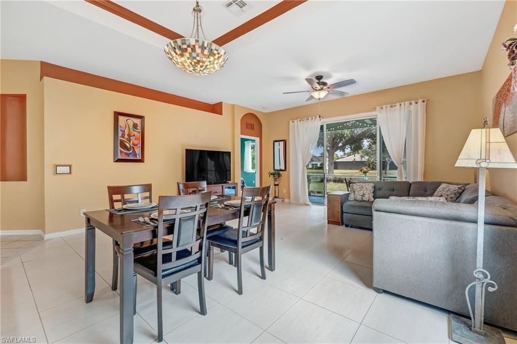 2549 Deerfield Lake Ct, Cape Coral, FL 33909 Photo